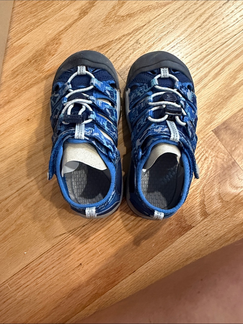 Keen Kids Navy and Light Blue Closed-Toe Water Shoes - Newport H2 size 12